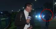 Video: Periodista sufre dos intentos de robo de su celular en plena transmisión