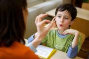El bullying que les puede hacer y les afecta en la parte psicológica a estos niños ( ) puede influir, por ejemplo, en la baja estima que tienen las personas, psicóloga detalla desafíos emocionales y sociales de la tartamudez