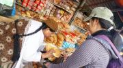 Escasea el pan en tiendas de la zona Sur de La Paz; vecinos reportan reducción del tamaño