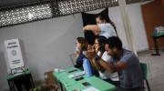 Cerraron los comicios en Brasil tras la extensión de dos horas y continúa el recuento de votos