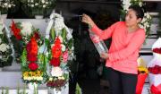 Flores subirán entre Bs 5 y 10 por Todos Santos debido al alza del combustible y el transporte