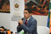 Gobierno revela que existía una red de corrupción en la UIF