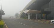 Densa neblina al sur de Cochabamba afecta operaciones aéreas en el aeropuerto